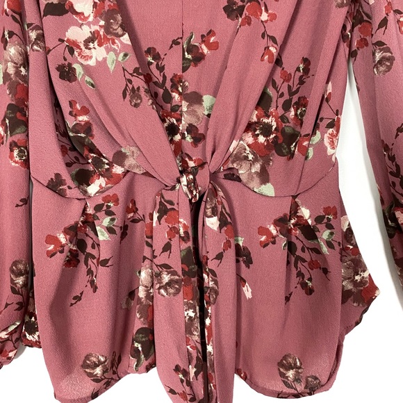 NWT Jun & Ivy Rose Floral Blouse LS Sz S - Picture 3 of 9